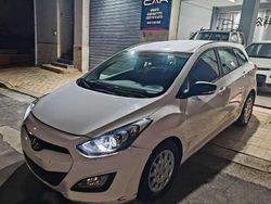 Bianco Usata 2013 Hyundai i30 Comfort Station wagon | 1999 € (Ottimo prezzo)