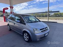 Grigio Usata 2005 Opel Meriva Enjoy Monovolume | 1450 € (Buon prezzo)