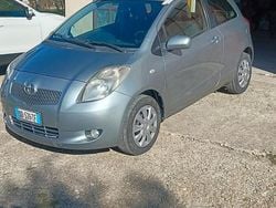 Verde Usata 2007 Toyota Yaris Due volumi | 123.456 €