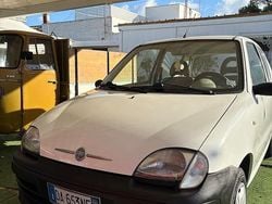 Bianco Usata 2006 Fiat 600 Tre volumi | 2300 € (Buon prezzo)