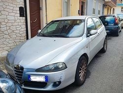 Grigio Usata 2008 Alfa Romeo 147 Due volumi | 800 € (Super prezzo)