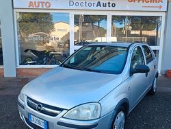 Argento Usata 2004 Opel Corsa Cosmo Tre volumi | 2000 € (Cara)