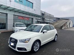 Bianco Usata 2011 Audi A1 Ambition Due volumi | 6500 € (Buon prezzo)