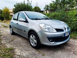 Grigio Usata 2007 Renault Clio III Tre volumi | 3200 € (Cara)