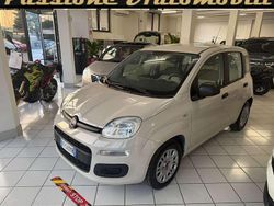 Bianco Usata 2016 Fiat Panda Easy Due volumi | 7190 € (Buon prezzo)