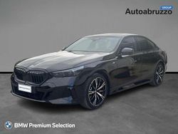 Nero Usata 2025 BMW 520 M Sport Tre volumi | 59.900 € (Cara)