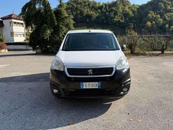 Bianco Usata 2016 Peugeot Partner Premium Monovolume | 5300 € (Ottimo prezzo)
