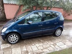 Blu Usata 2003 Mercedes A170 Elegance Due volumi | 1500 € (Ottimo prezzo)