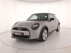 Optional: p0c6b Nuova 2025 Mini Cooper Essential Due volumi | 28.900 € (Ottimo prezzo)