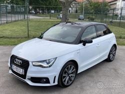 Bianco Usata 2013 Audi A1 S-Line Tre volumi | 10.900 € (Buon prezzo)