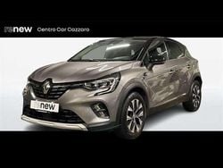 Grigio scuro Usata 2022 Renault Captur Intens SUV | 16.500 € (Buon prezzo)