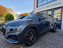 Daytonagrau perleffekt Usata 2021 Audi Q8 S-Line SUV | 64.900 € (Cara)