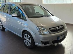 Grigio Usata 2008 Opel Meriva Monovolume | 2500 € (Molto cara)