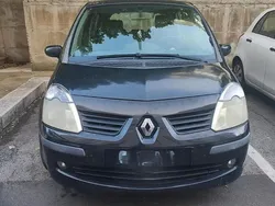 Usata 2008 Renault Modus Monovolume | 1000 € (Buon prezzo)