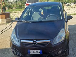 Nero Usata 2009 Opel Corsa Due volumi | 1400 € (Ottimo prezzo)