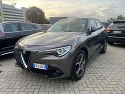 Grigio Usata 2018 Alfa Romeo Stelvio Executive SUV | 22.990 € (Buon prezzo)