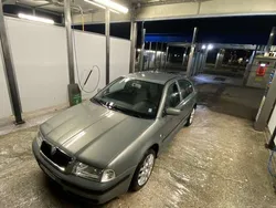 Usata 2003 Skoda Octavia Ambiente Tre volumi | 1200 €