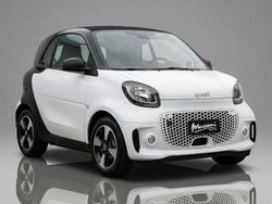 Bianco past. Usata 2022 Smart ForTwo Coupé Passion Due volumi | 12.490 € (Ottimo prezzo)
