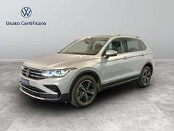 8e reflex silver metallizzato Usata 2021 VW Tiguan Elegance SUV | 26.900 € (Buon prezzo)