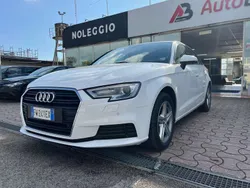 Bianco Usata 2019 Audi A3 Sportback g-tron Ambiente Tre volumi | 17.900 € (Buon prezzo)