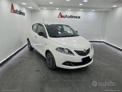 Bianco Usata 2022 Lancia Ypsilon Gold Due volumi | 12.300 € (Buon prezzo)