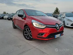 Rosso Usata 2019 Renault Clio IV Tre volumi | 11.800 € (Buon prezzo)