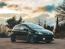 Nero Usata 2011 Abarth Punto Evo Due volumi | 12.000 € (Buon prezzo)