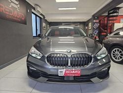 Grigio Usata 2019 BMW 116 Advantage Due volumi | 18.500 € (Buon prezzo)