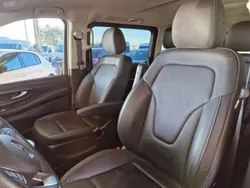 Rosso Usata 2023 Mercedes V300 Monovolume | 59.999 € (Super prezzo)