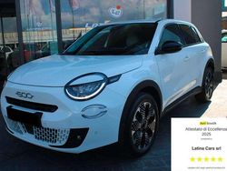 Bianco(met.) Usata 2024 Fiat 600 La Prima SUV | 21.990 € (Super prezzo)