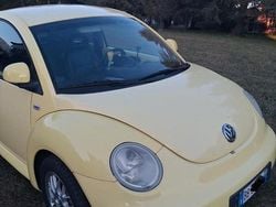 Giallo Usata 1999 VW Beetle Tre volumi | 1990 € (Buon prezzo)