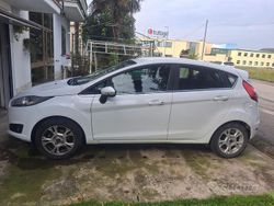 Bianco Usata 2016 Ford Fiesta Tre volumi | 7900 €