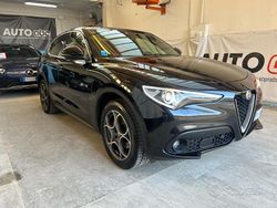 Nero Usata 2018 Alfa Romeo Stelvio Super SUV | 17.950 € (Super prezzo)