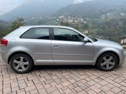 Grigio Usata 2005 Audi A3 Tre volumi | 2200 € (Buon prezzo)