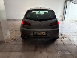 Grigio Usata 2007 Alfa Romeo 147 Due volumi | 2000 € (Buon prezzo)