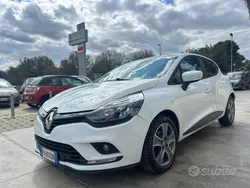 Bianco Usata 2018 Renault Clio IV Intens Tre volumi | 8500 € (Buon prezzo)