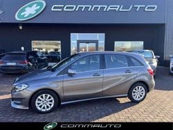 Grigio Usata 2016 Mercedes B180 Executive Monovolume | 9900 € (Ottimo prezzo)