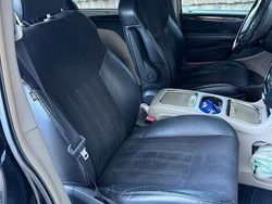 Nero Usata 2015 Lancia Voyager Platinum Monovolume | 10.900 € (Ottimo prezzo)