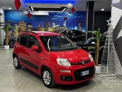 Rosso Usata 2017 Fiat Panda Lounge Tre volumi | 8899 € (Buon prezzo)