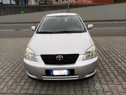 Argento Usata 2002 Toyota Corolla Tre volumi | 3900 € (Molto cara)