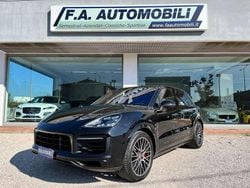 Nero Usata 2018 Porsche Cayenne SUV | 41.250 € (Ottimo prezzo)