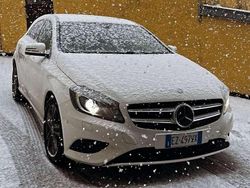 Bianco Usata 2014 Mercedes A180 Tre volumi | 14.100 € (Cara)