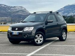 Nero Usata 2012 Suzuki Grand Vitara SUV | 6800 € (Buon prezzo)
