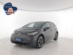 Manganese grey metallizzato ne Usata 2023 VW ID.3 Pro Performance Due volumi | 25.000 € (Buon prezzo)