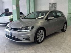 Grigio Usata 2018 VW Golf VII Executive Tre volumi | 13.900 € (Buon prezzo)