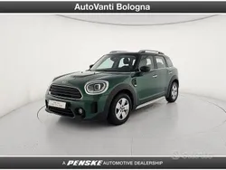 Verde Usata 2021 Mini Cooper D Countryman Essential SUV | 22.950 € (Ottimo prezzo)