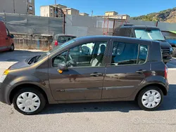 Usata 2006 Renault Modus Monovolume | 2250 €