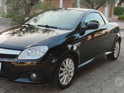 Nero Usata 2005 Opel Tigra Sport Cabrio | 2890 € (Buon prezzo)