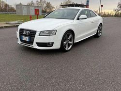 Bianco Usata 2009 Audi A5 Ambition Coupé | 6999 € (Buon prezzo)