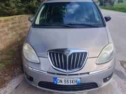 Marrone Usata 2008 Lancia Musa Monovolume | 3200 € (Buon prezzo)